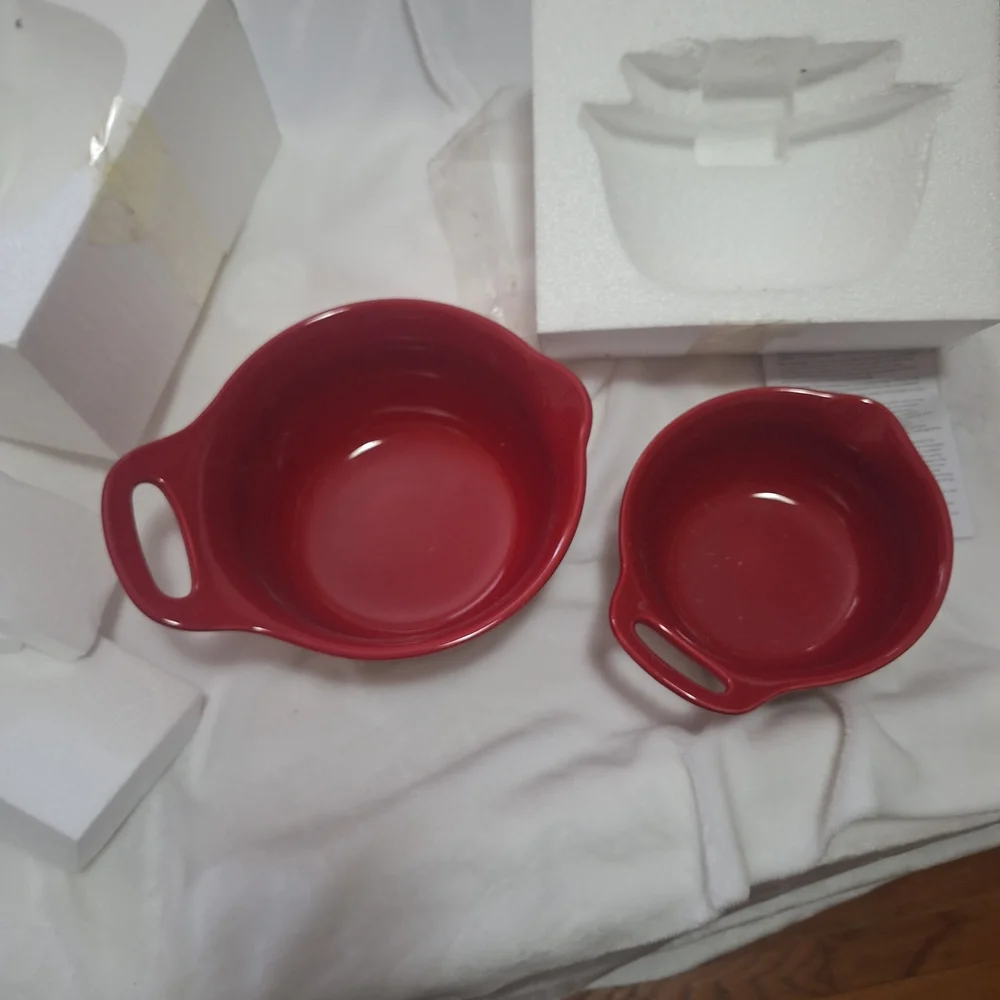 NIB Rachael Ray Cherry Red Bowl Set - Picture 1 of 5